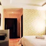 Agus Beach Inn